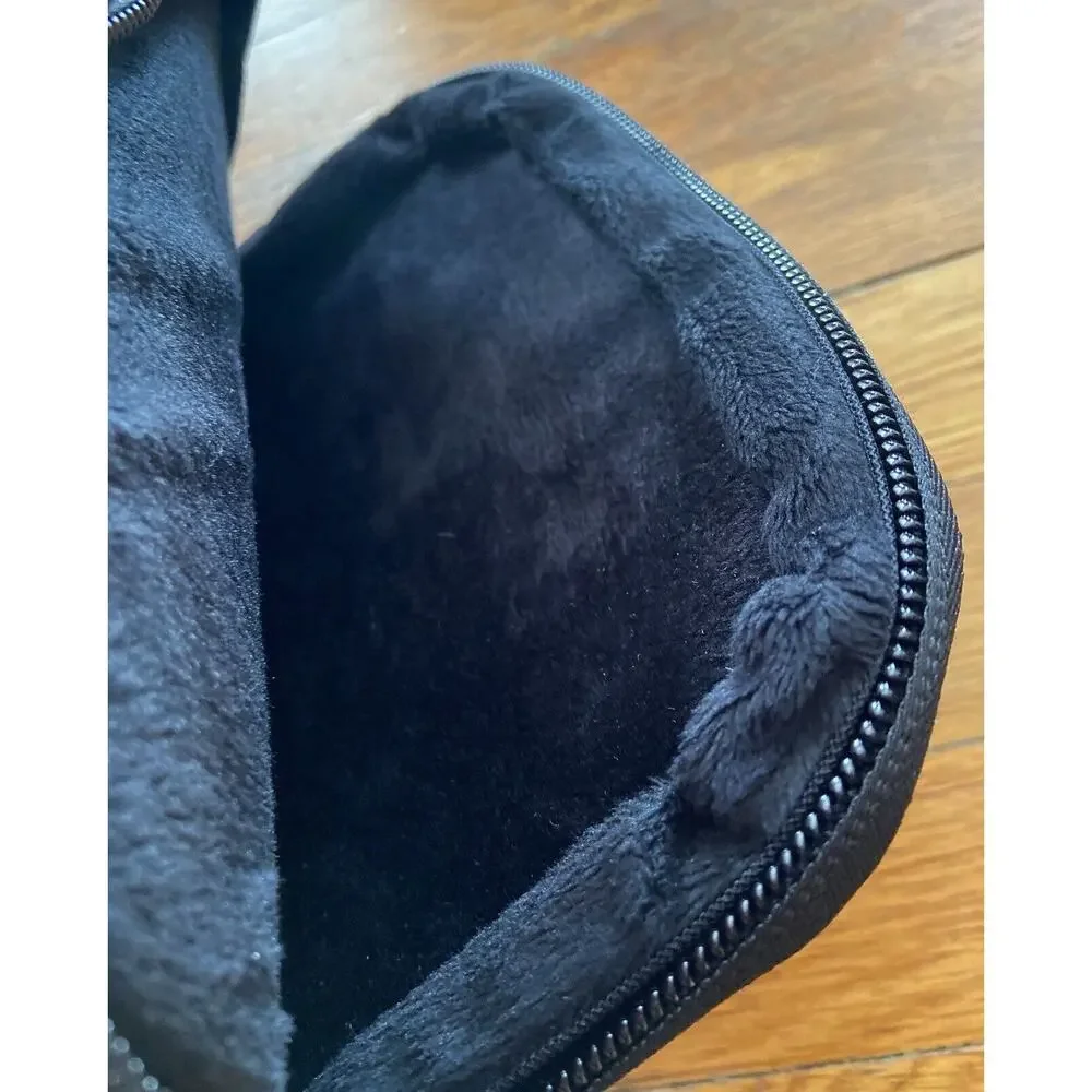 HURLEY Black Plaid Padded Zippered Tablet Sleeve
